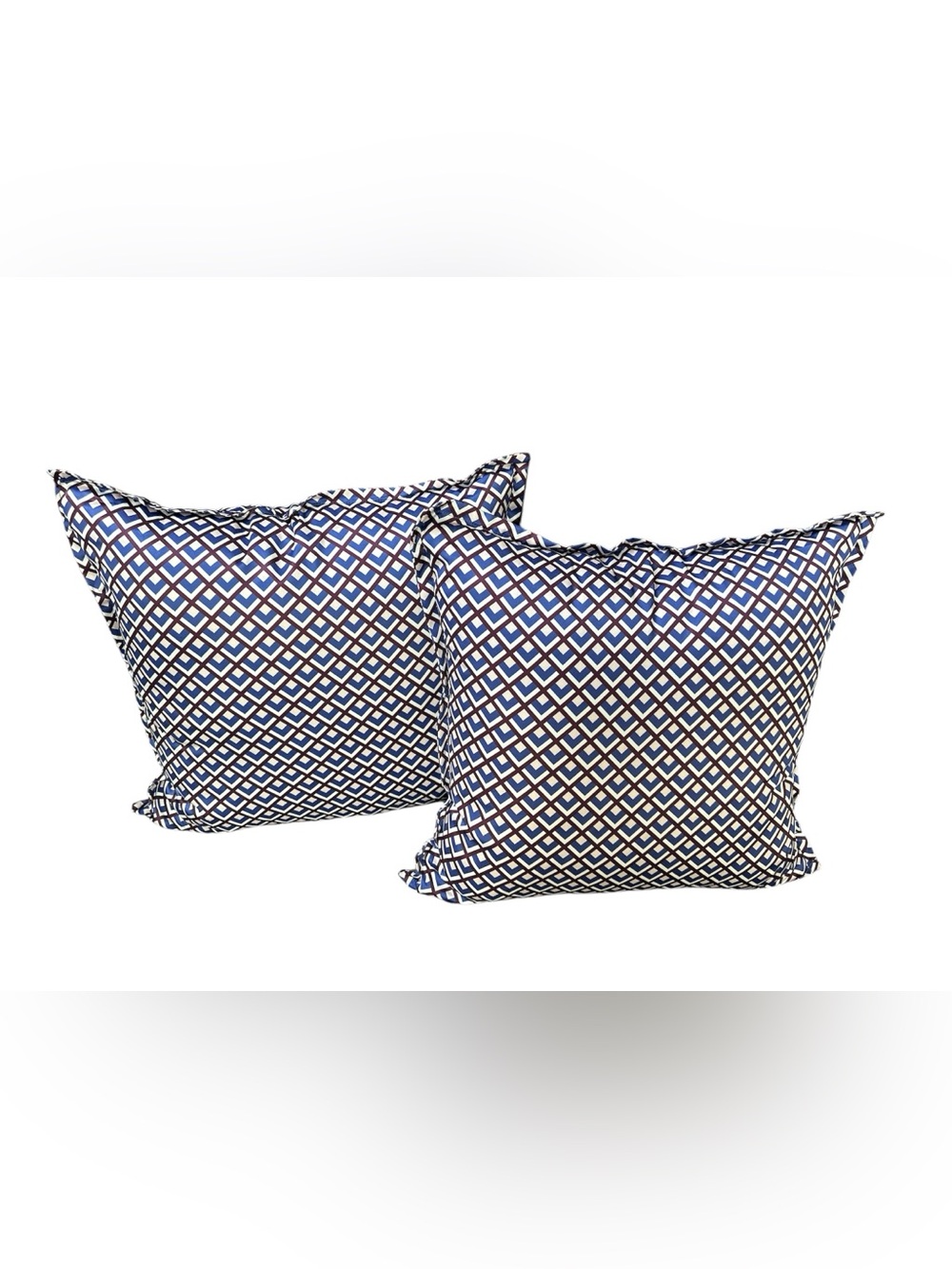 Threshold 18 in x 18 in Throw Pillows Set of 2